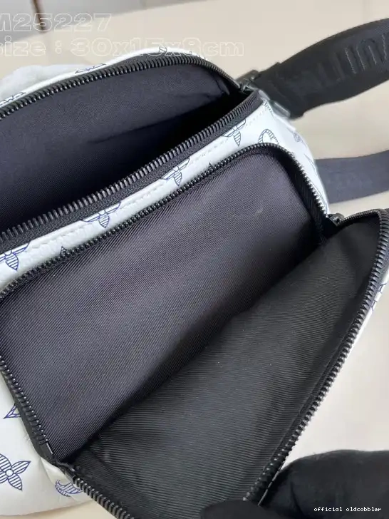 Official oldcobbler Bumbag-30*15*8CM Rush VUITTON LOUIS 0520
